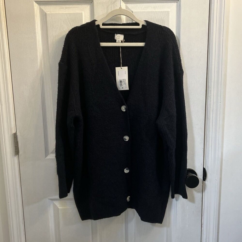 A New Day Women’s Cardigan Sweater Navy Blue Button Front Knit Long Sleeve M NWT